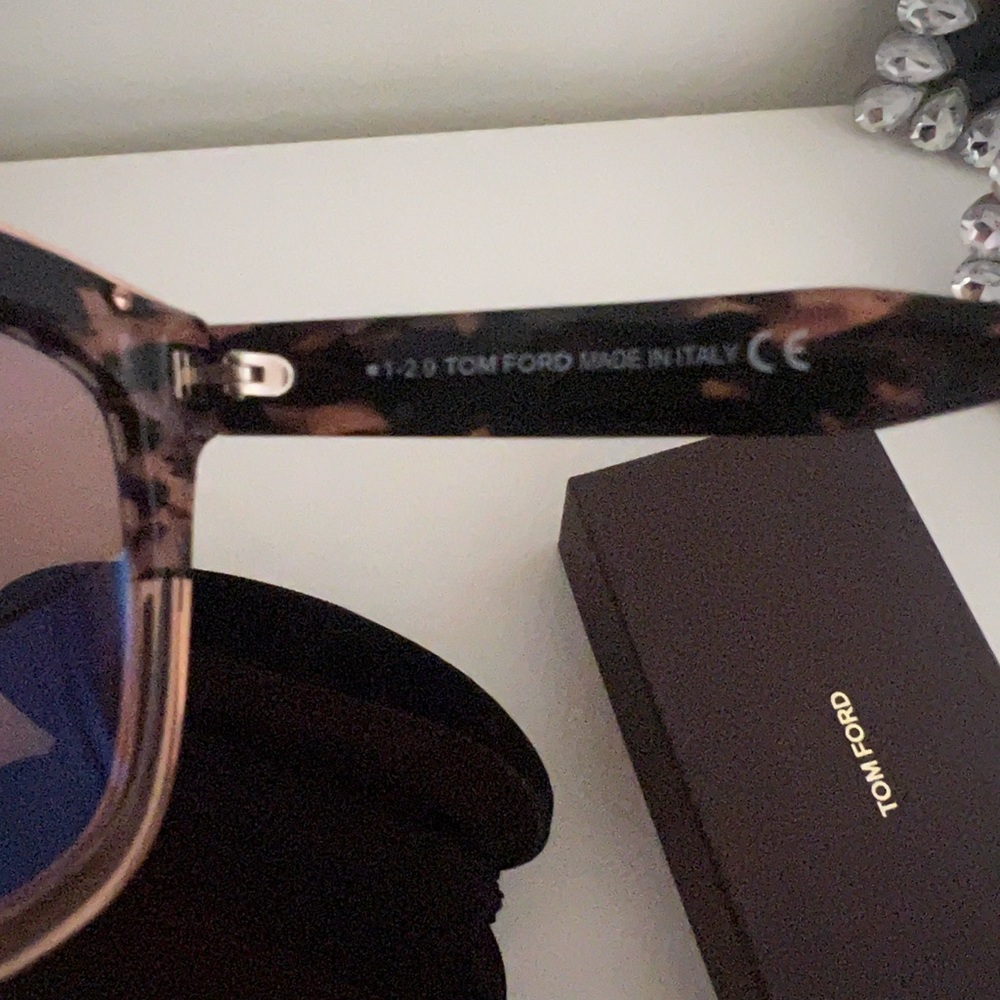 Tom Ford 0685 Sunglasses
56G - Havana/Other / Brown Mirror - Brown - Picture 5 of 6